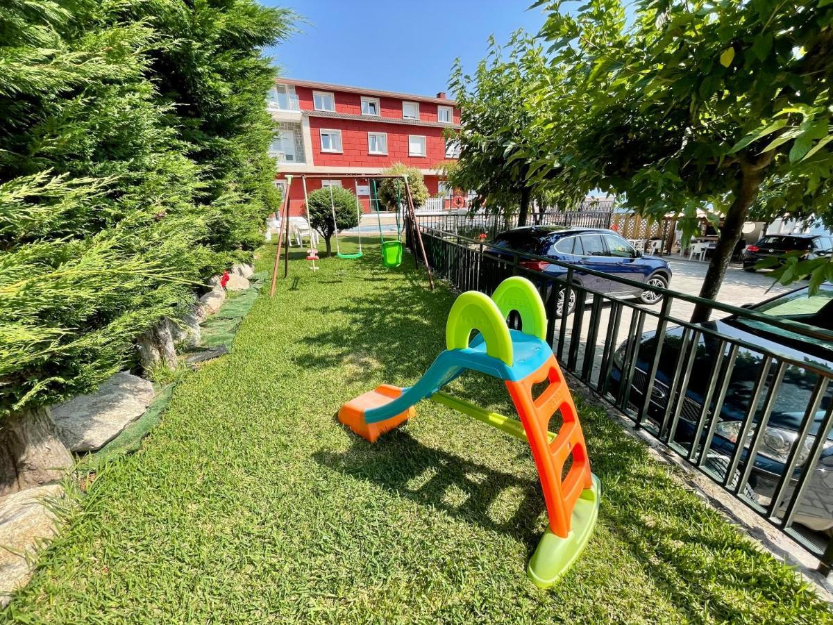 Apartamentos Sinas Playa Raxo Εξωτερικό φωτογραφία